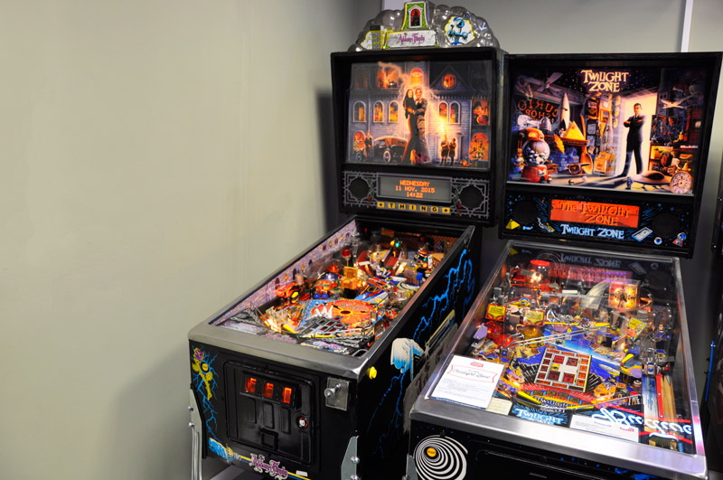 addams family pinball for sale canada